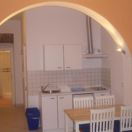 Apartments Jelicic ツリクヴェニツァ エクステリア 写真